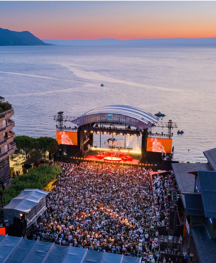 Entertainment Events